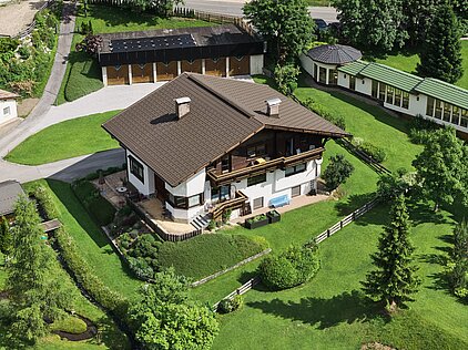 Ferienhaus Falger - aus der Ferne Panorama übersicht